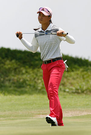 Yuka Saso reacts after missing an eagle-putt on No. 12.