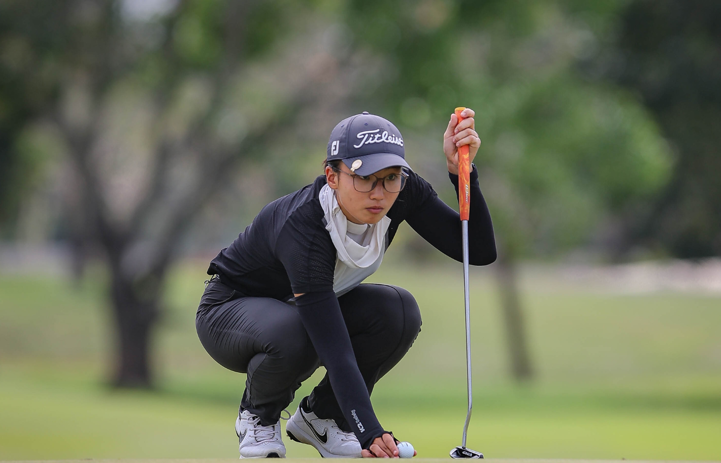 Villacencio rides luck, nerves and faith to seize lead at Eagle Ridge Villacencio rides luck, nerves and faith to seize lead at Eagle Ridge