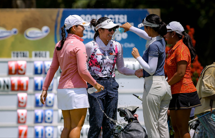 Del Rosario shocks Kim, snatches crown by 1 on fiery 66