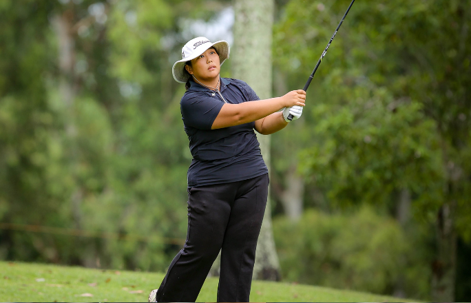 Unfazed Kim wrests control with solid 66, leads by 3