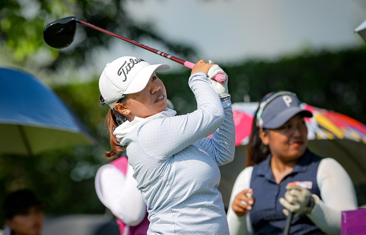 Late birdie surge lifts Constantino to joint Pradera lead with Bisera