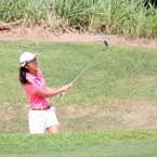 felicia medalla in hole 6.jpg