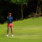 suksukong miss her putt in 4