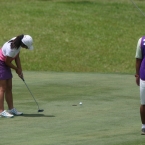 onkanok miss her putt in 7